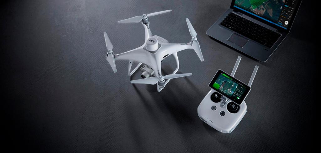 Квадрокоптер с Мобильной станцией DJI Phantom 4 RTK + D-RTK 2 Mobile Station Combo